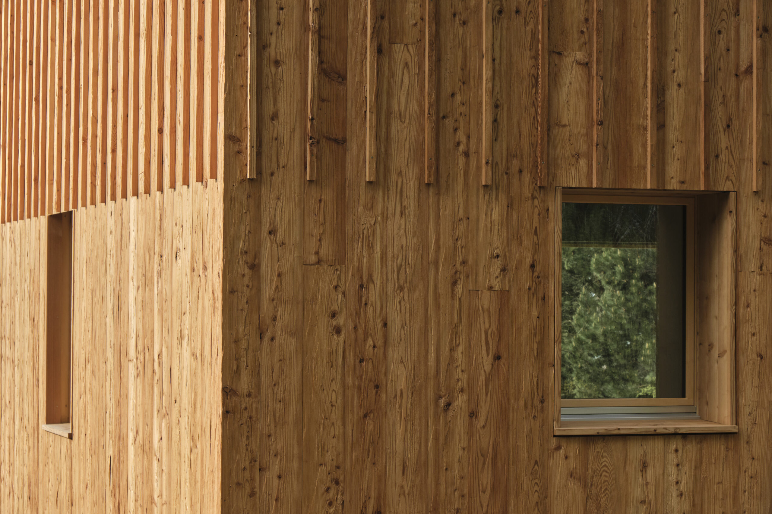 06exterieur-construciton-bois-maison-ecologique-suisse construction bois maison écologique Suisse