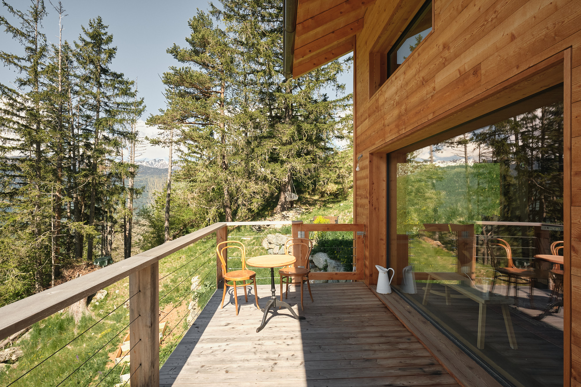 Projet architectural écologique en bois massif